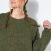 Πουλόβερ oversized με γκλίτερ εφέ και χαμηλούς ώμους