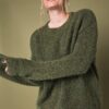 Πουλόβερ oversized με γκλίτερ εφέ και χαμηλούς ώμους