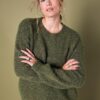 Πουλόβερ oversized με γκλίτερ εφέ και χαμηλούς ώμους