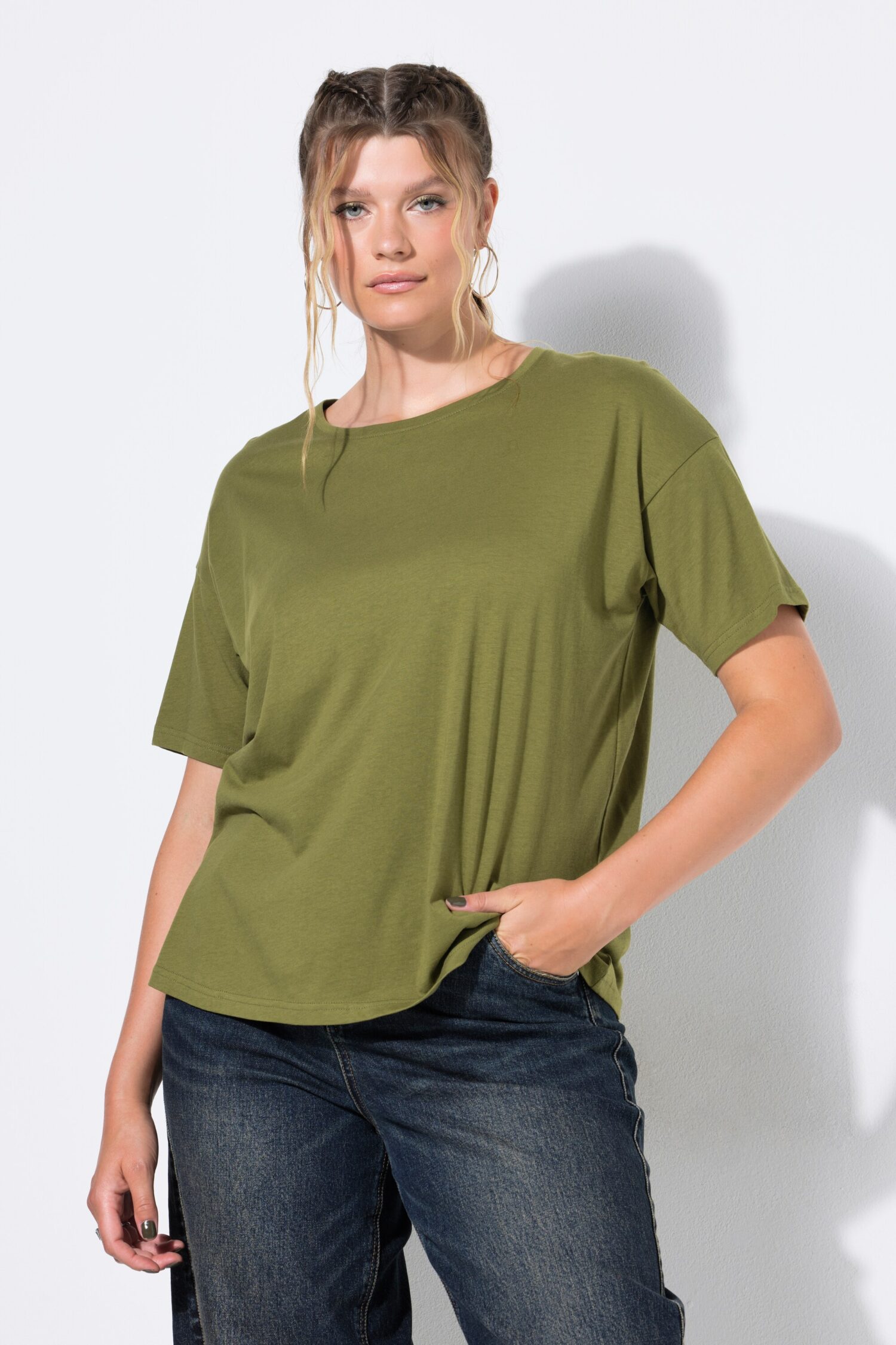T-shirt basic με χαλαρή εφαρμογή και στρογγυλή λαιμόκοψη