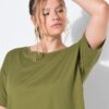 T-shirt basic με χαλαρή εφαρμογή και στρογγυλή λαιμόκοψη