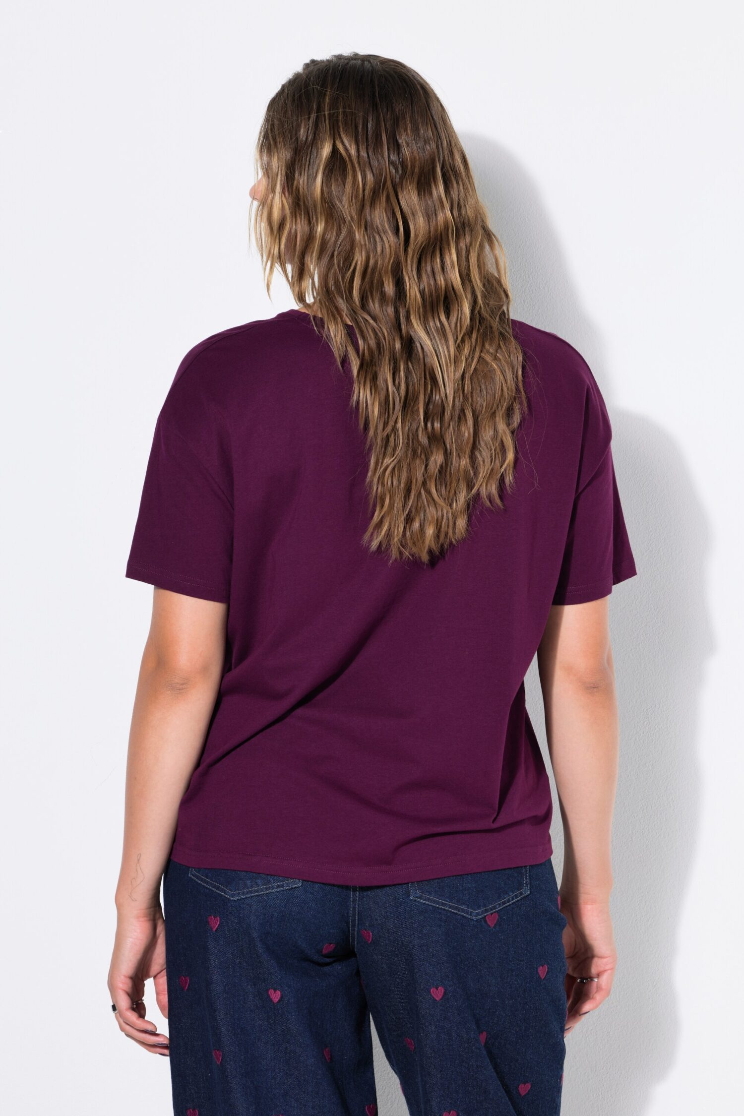 T-shirt basic με χαλαρή εφαρμογή και στρογγυλή λαιμόκοψη