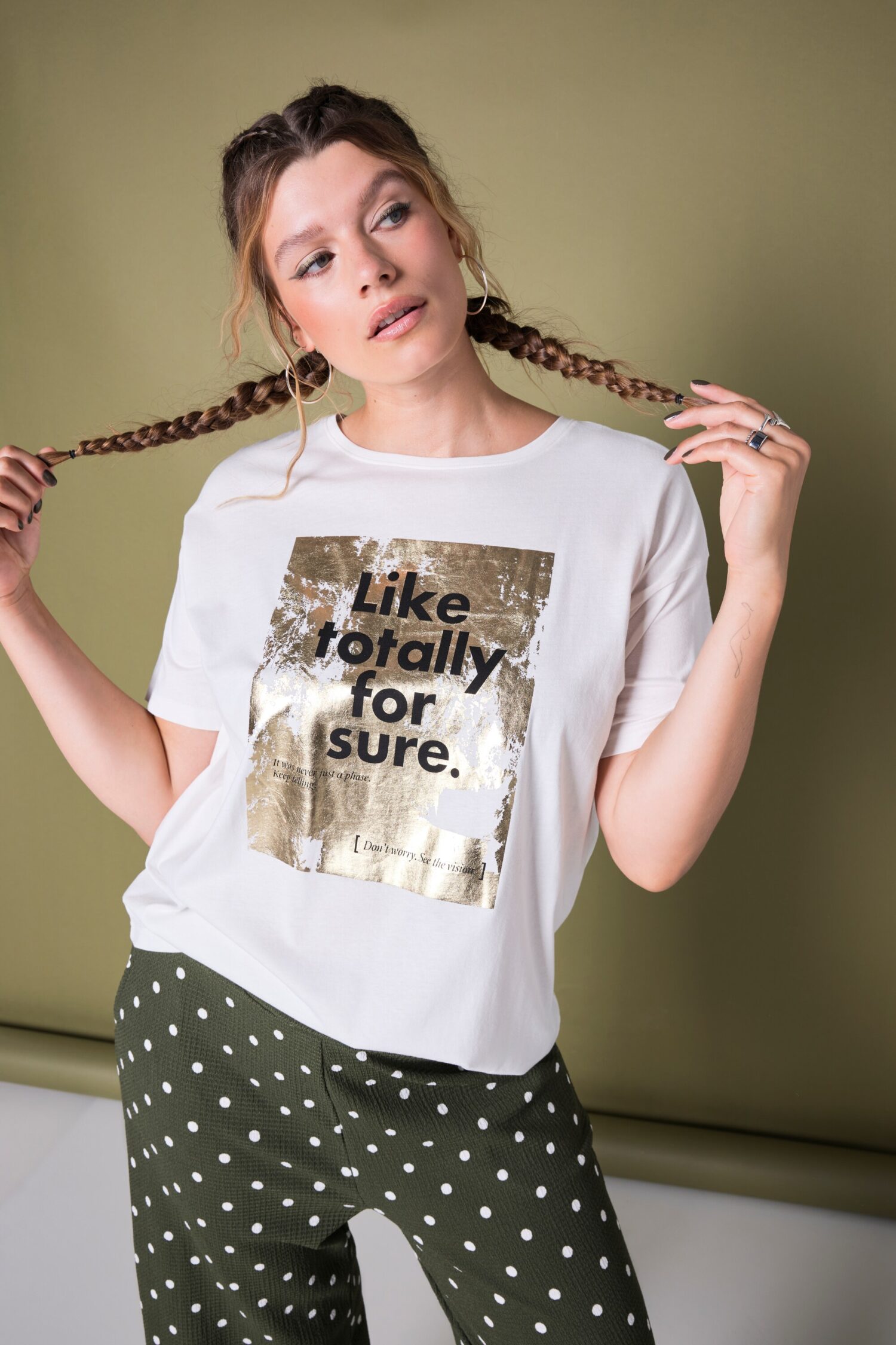 T-shirt oversized με σχέδιο και γκλίτερ εφέ