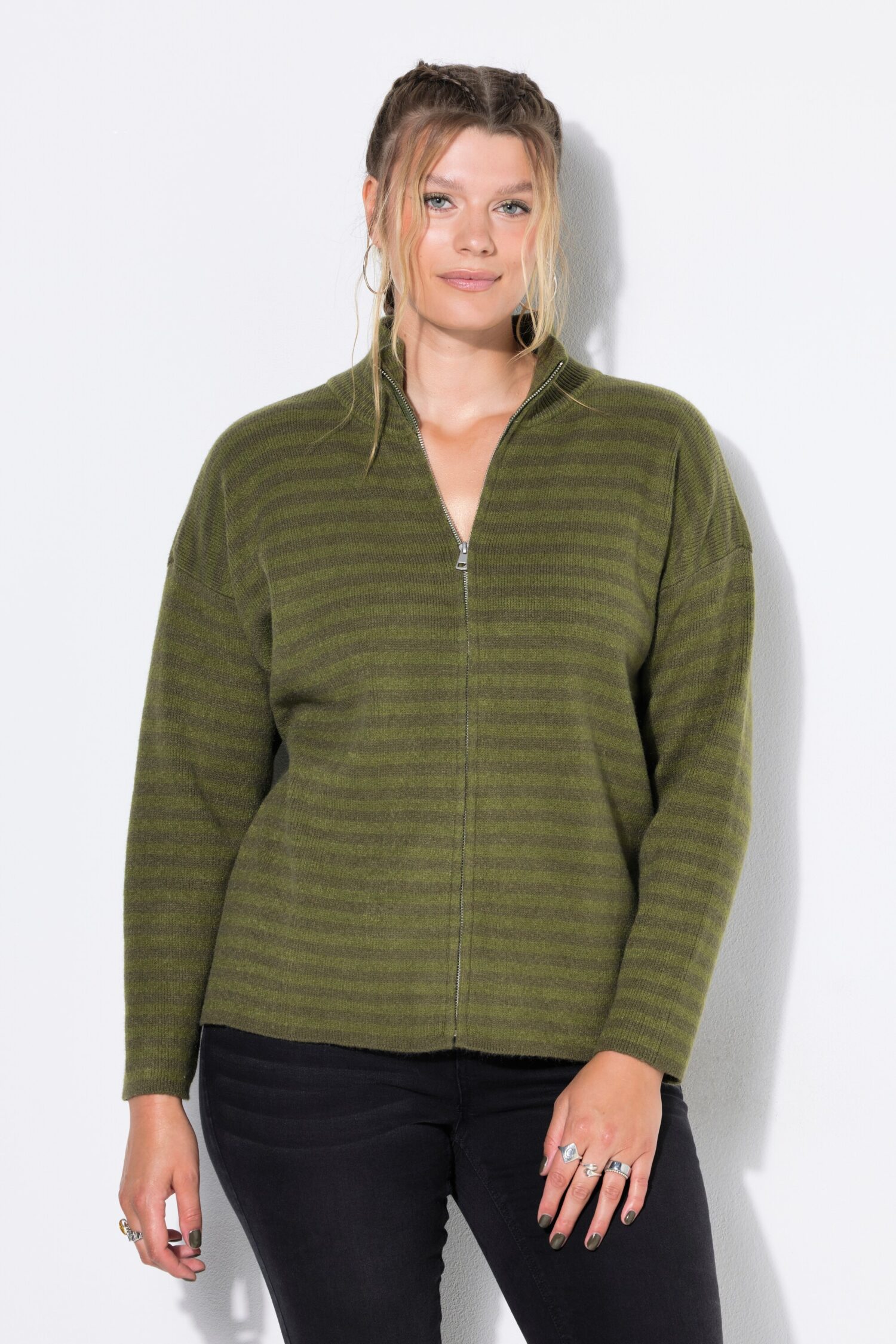 Ζακέτα oversized με διακριτικό ριγέ σχέδιο